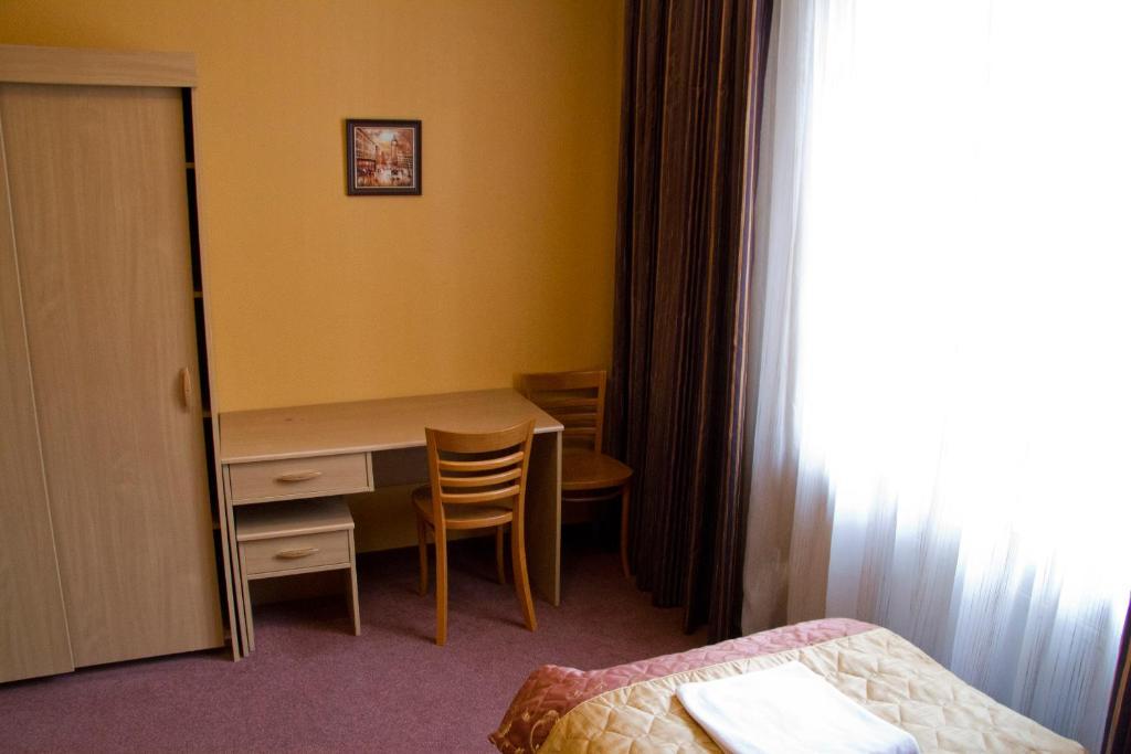 Hotel Iskra Rzeszów Quarto foto